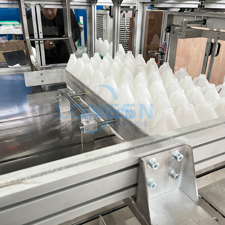 Machine d'emballage de baril à bouteille HDPE en plastique en plastique automatique