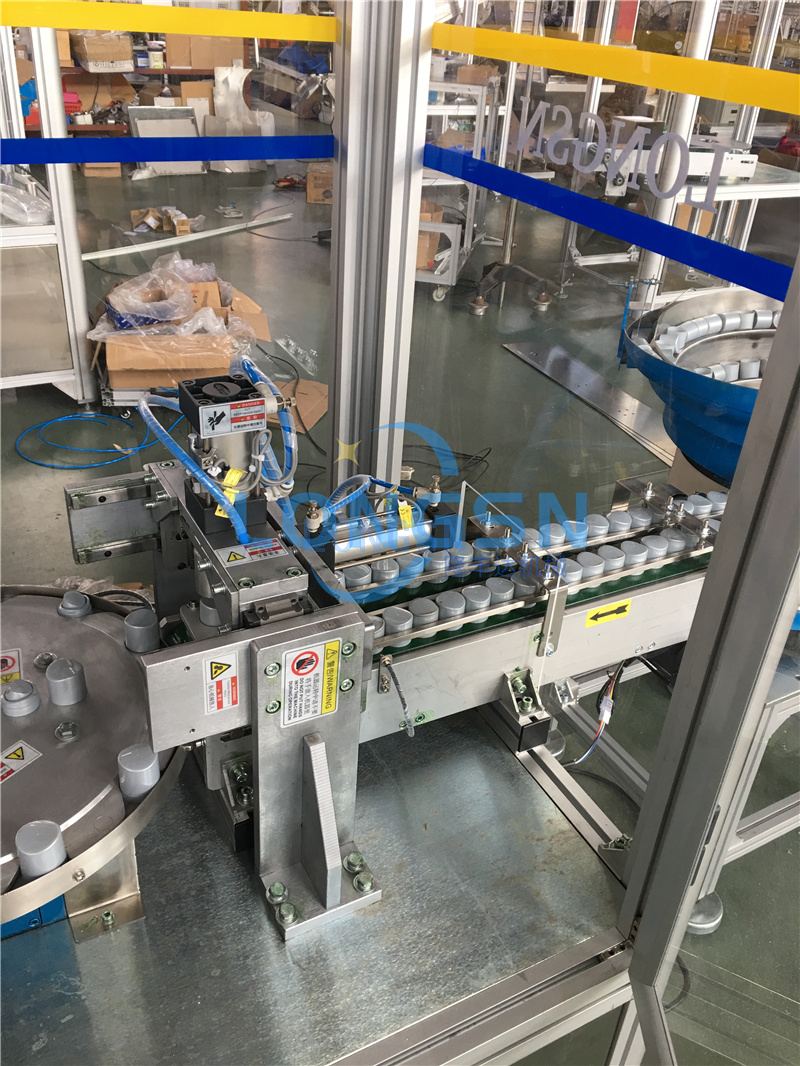 2020 nouvelle machine de fermeture de capuchon automatique PE en plastique flip top cap machine d'assemblage